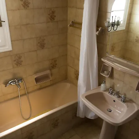 Mariliza بوسي لِفاذي